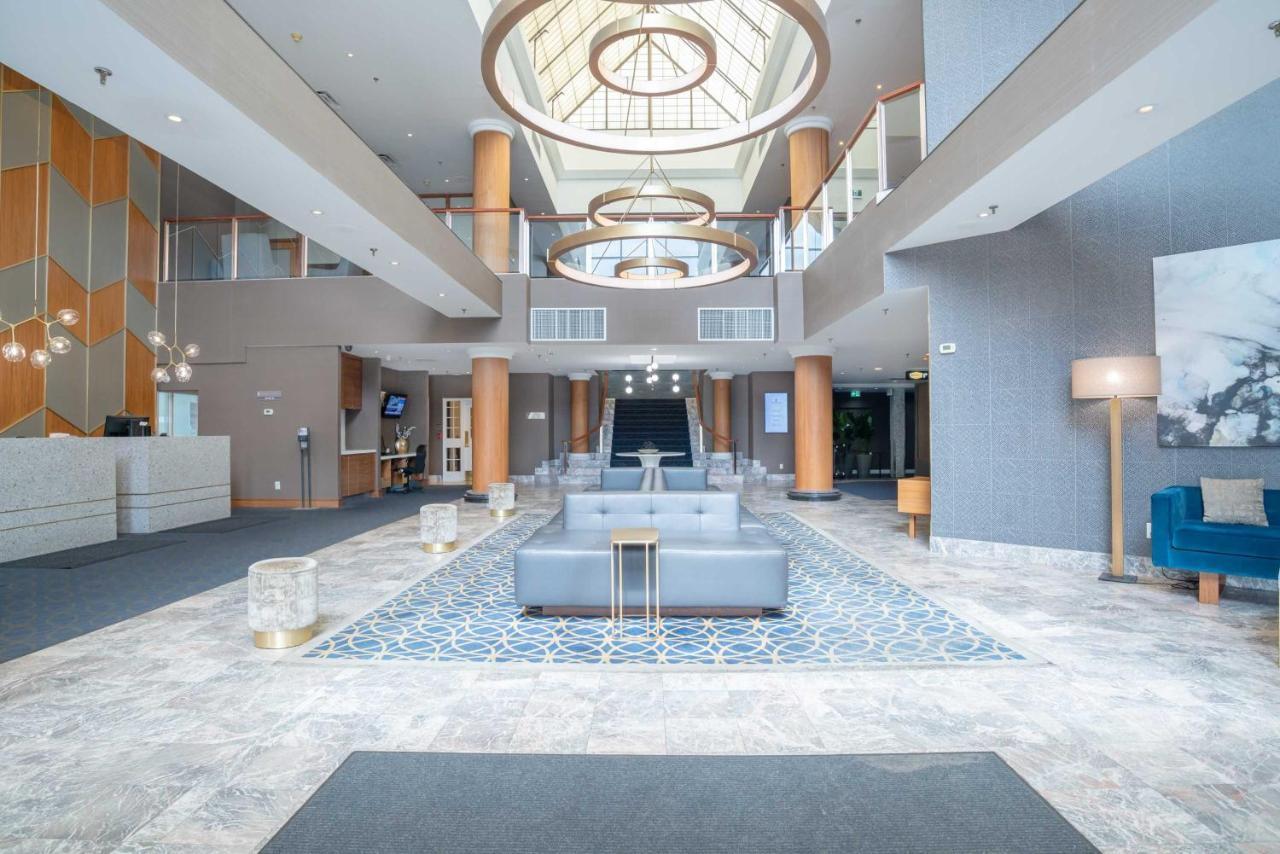Sandman Signature Mississauga Hotel Екстер'єр фото