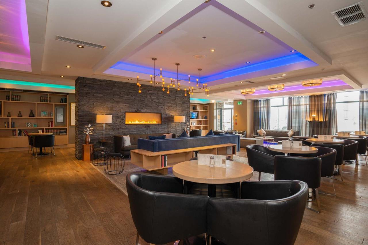 Sandman Signature Mississauga Hotel Екстер'єр фото
