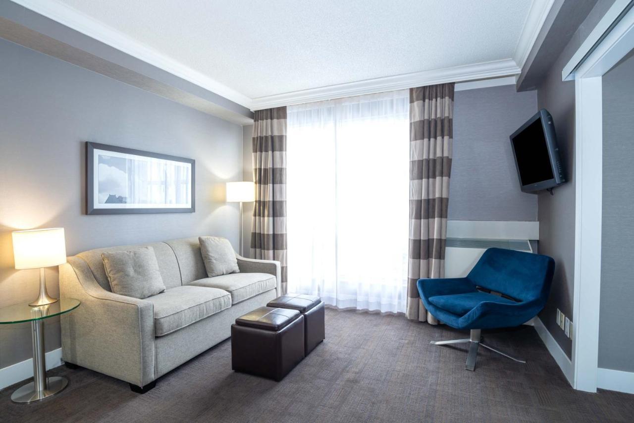 Sandman Signature Mississauga Hotel Екстер'єр фото